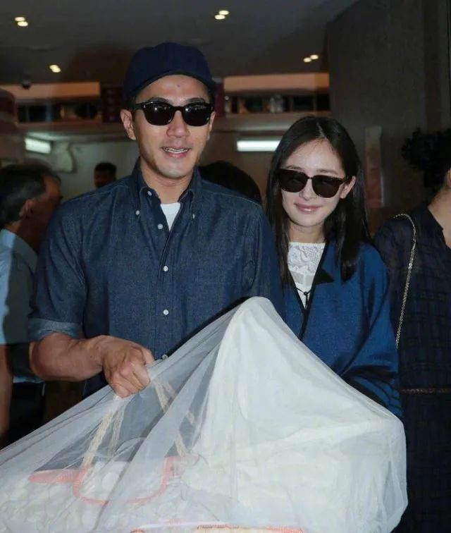 女明星离婚趋势_女明星离婚原因分析_离婚女明星男导演