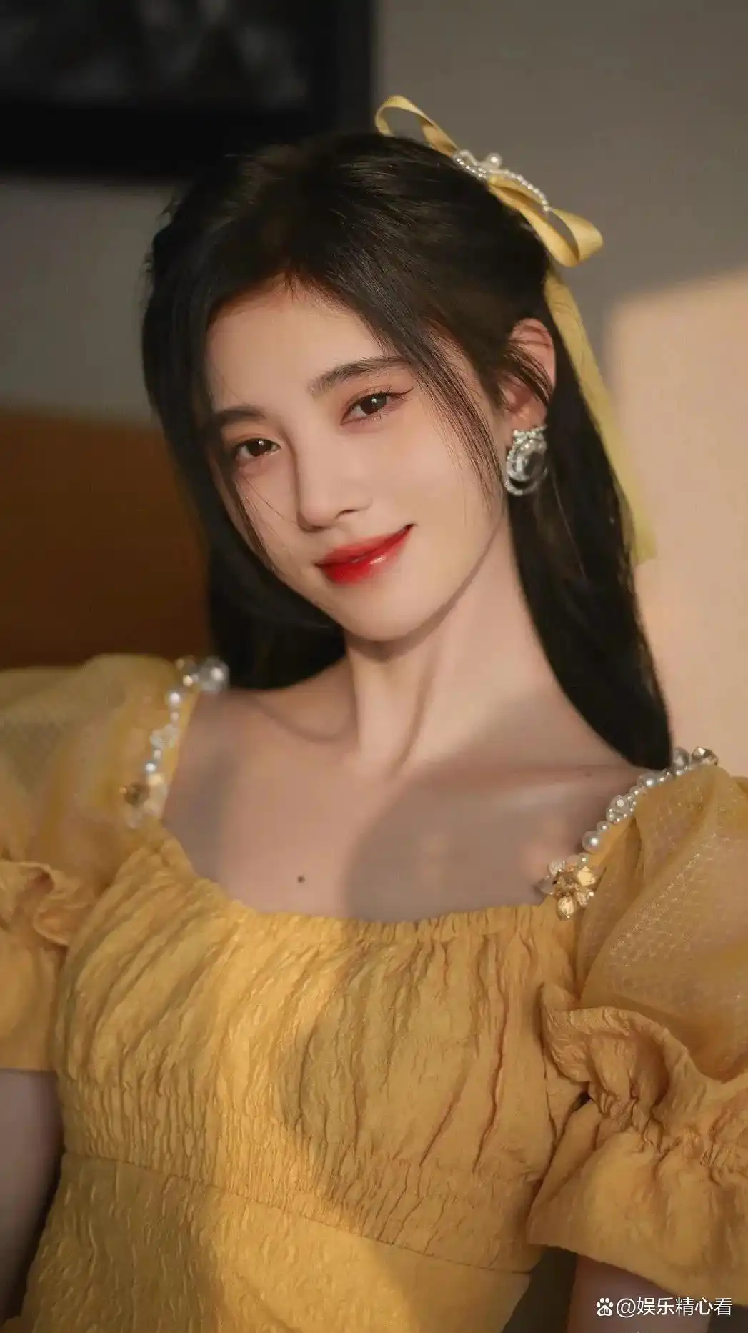 脸高身矮女明星_娱乐圈哪些女名星很矮_矮个子女星身高揭秘