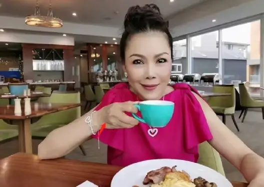 黄元申退圈后生活_明星怎么退出娱乐圈_隐退明星生活现状